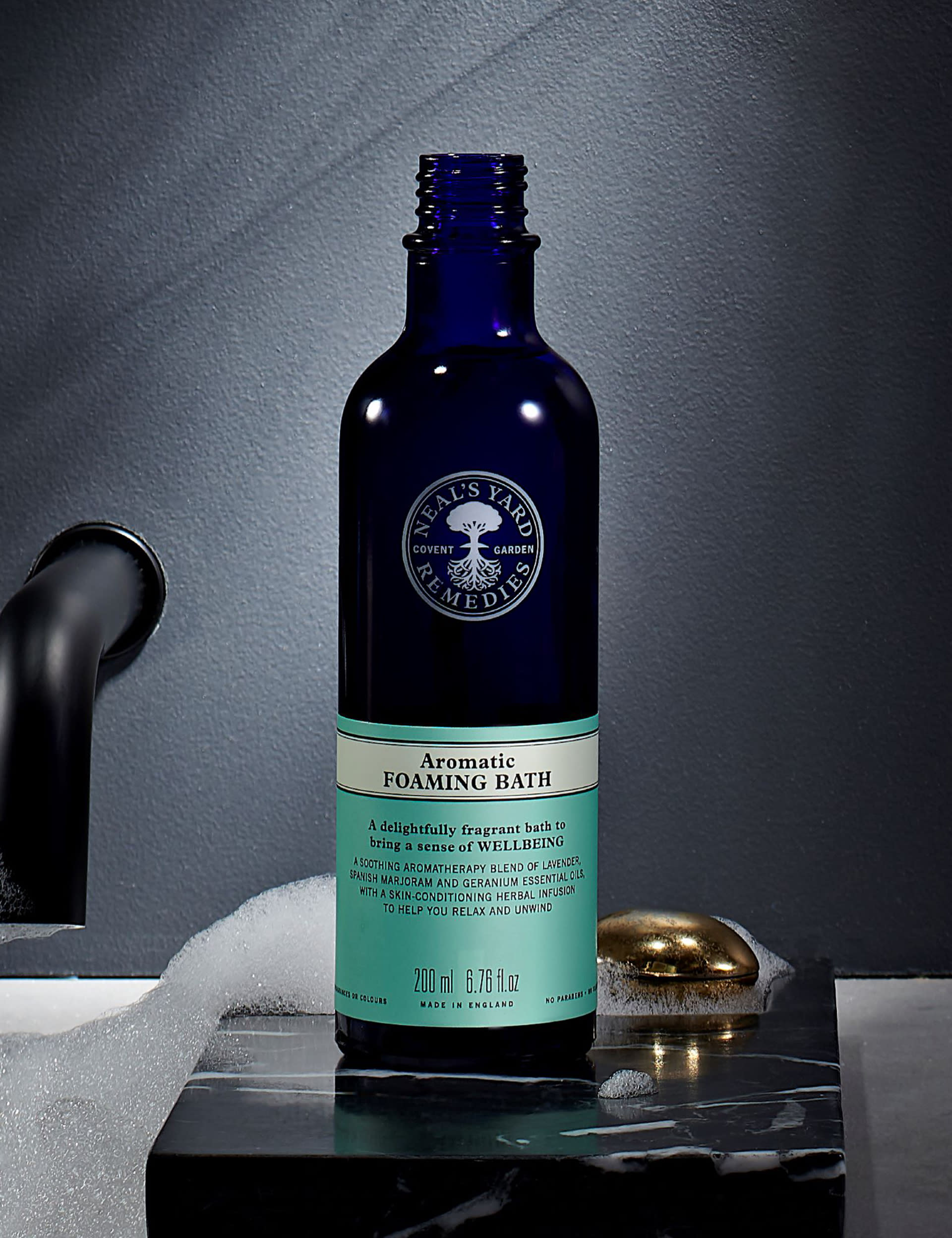 Relaxing Aromatic Foaming Bath with Lavender and Geranium Oils 200ml