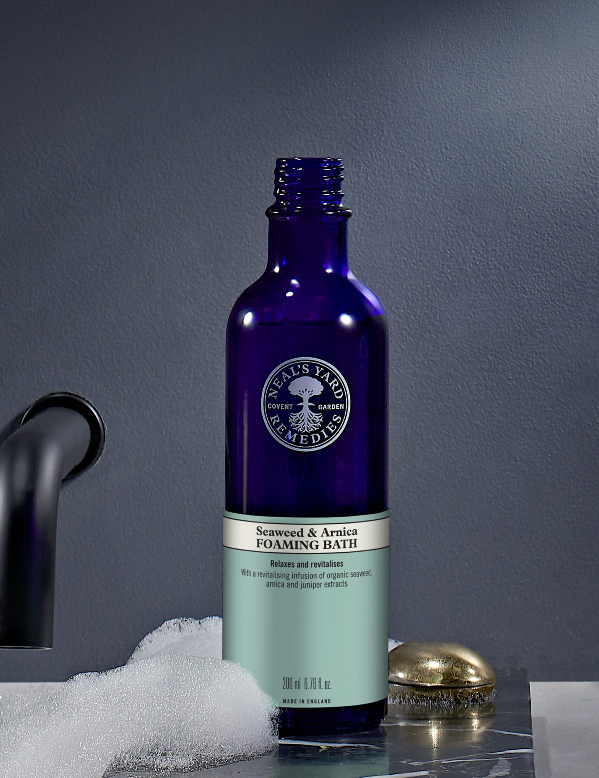 Neal's Yard Remedies Seaweed & Arnica Foaming Bath Bubble Bath 200ml