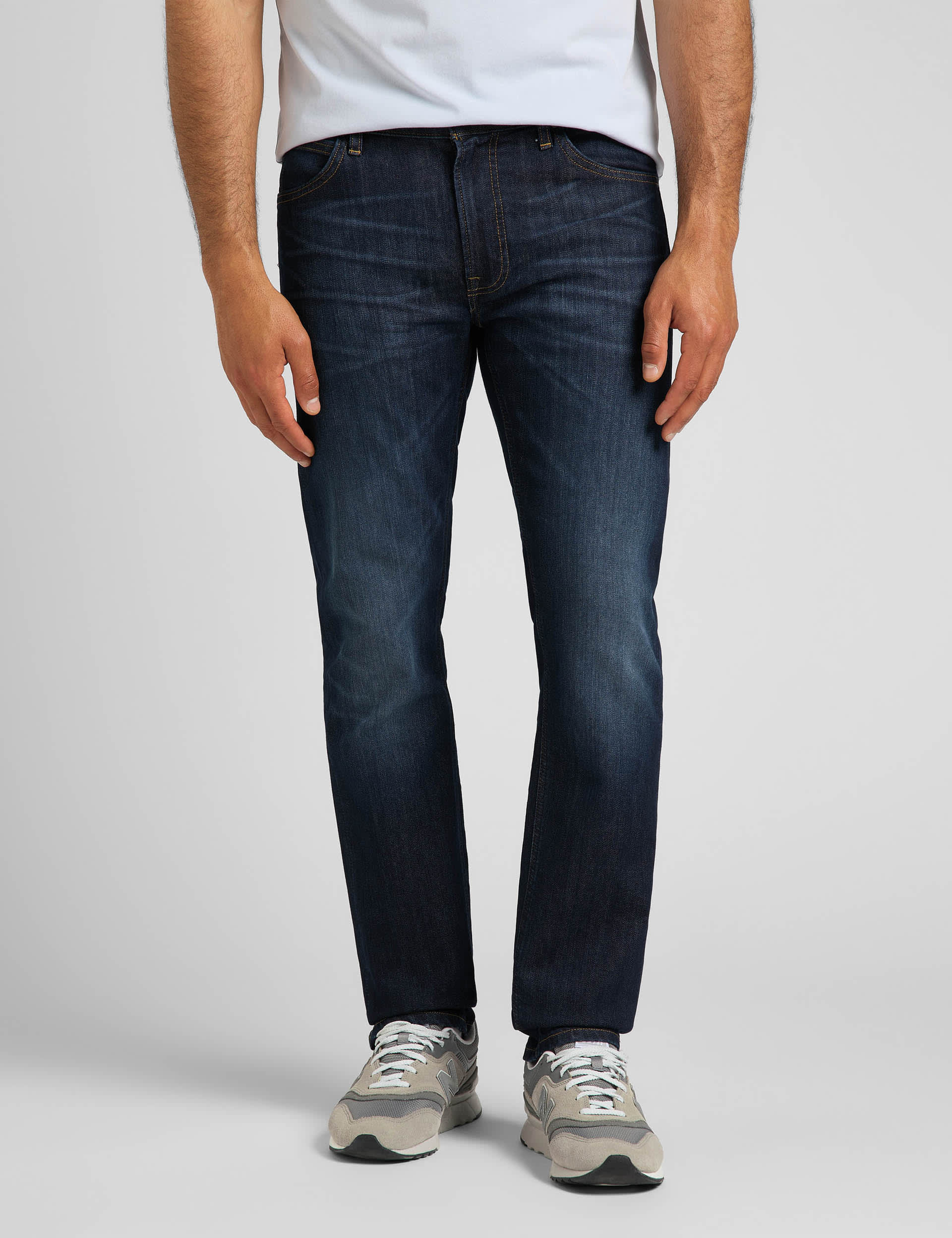 Straight Fit 5 Pocket Stretch Jeans