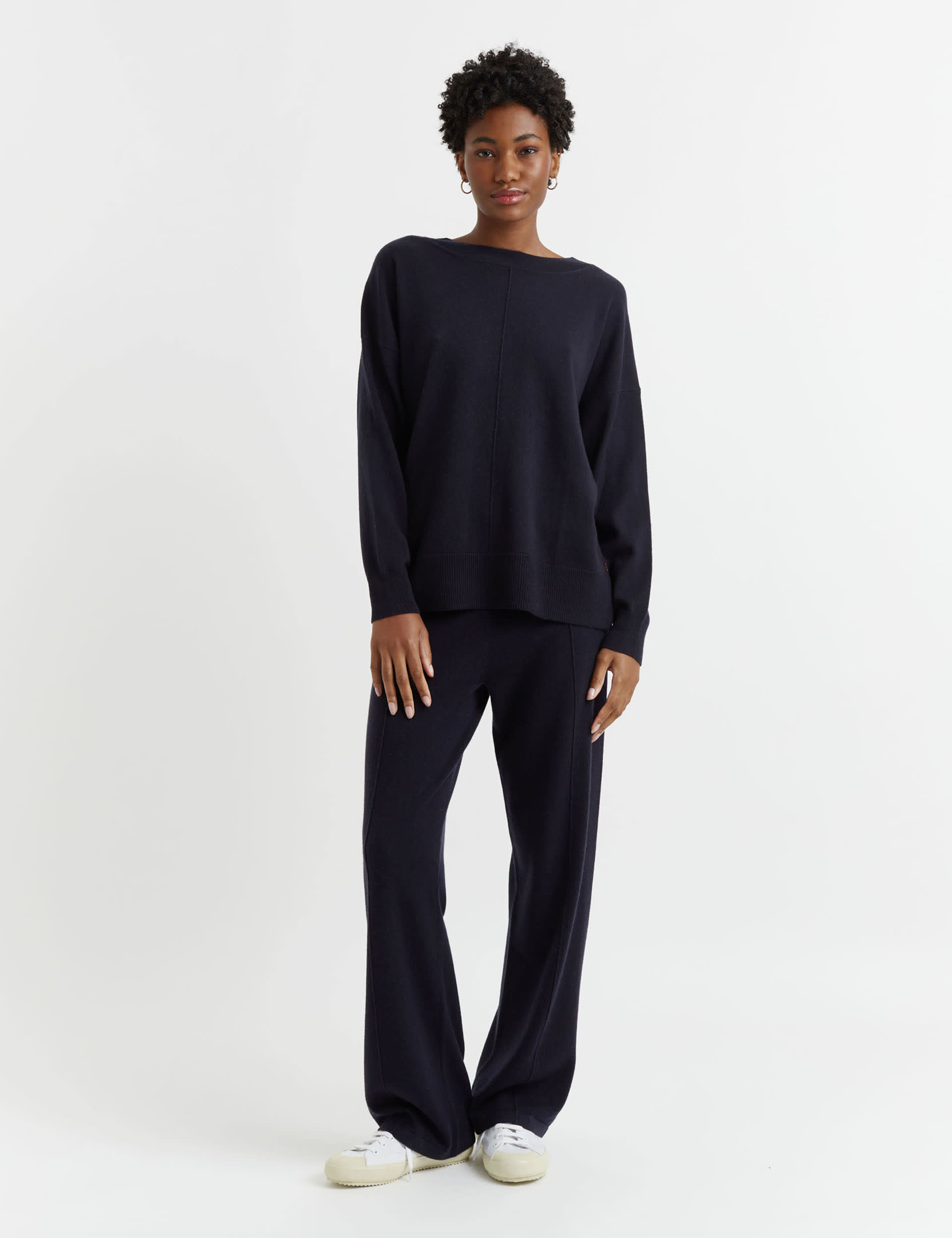 SHEIN Frenchy Set di maglietta e pantaloni a costine a tinta una per