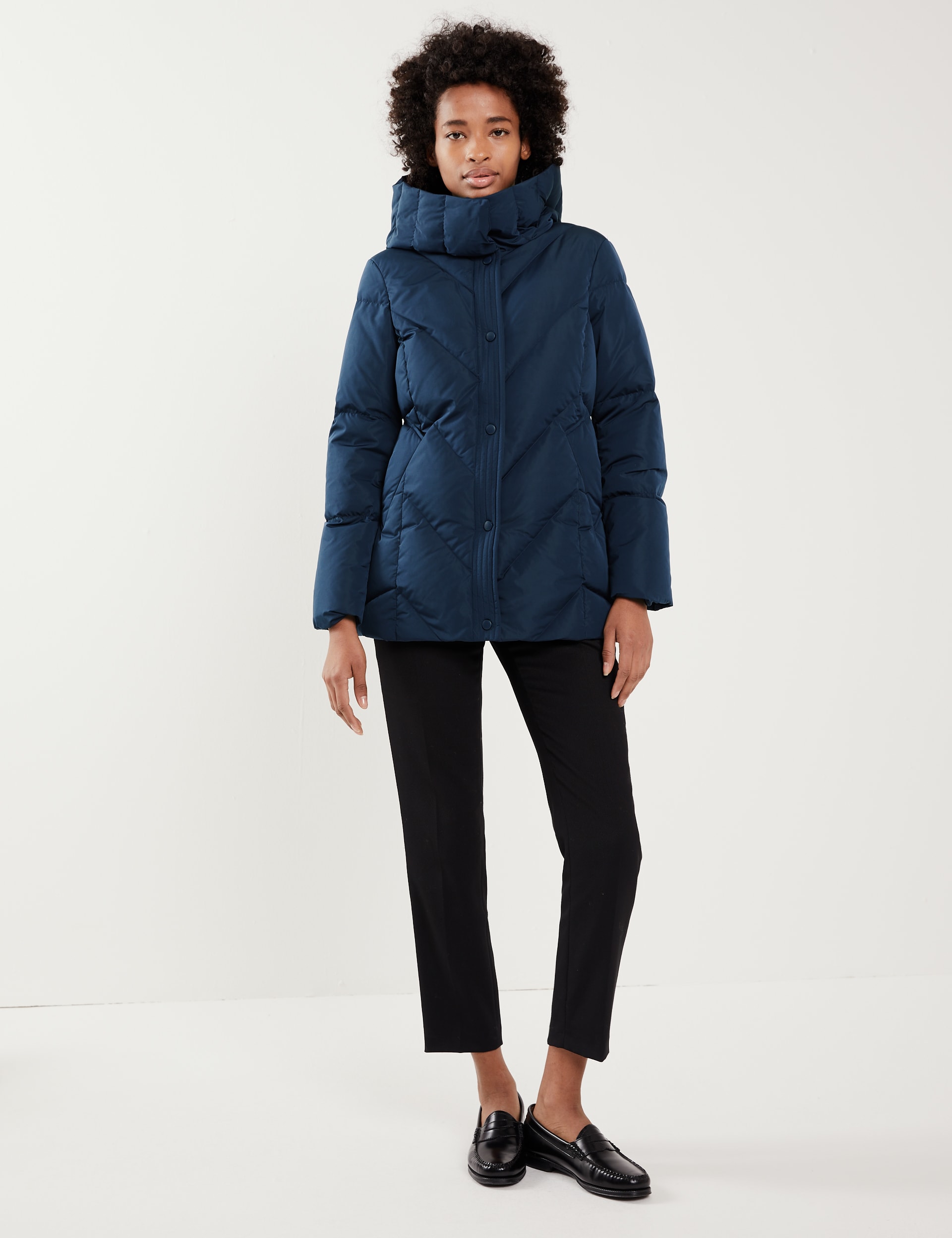 Hooded Puffer Jacket JAEGER M S