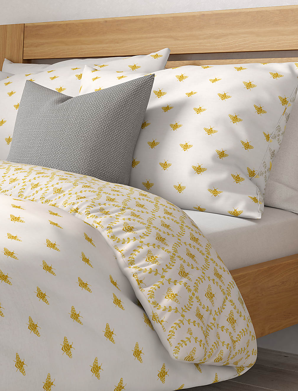Cotton Blend Bee Bedding Set