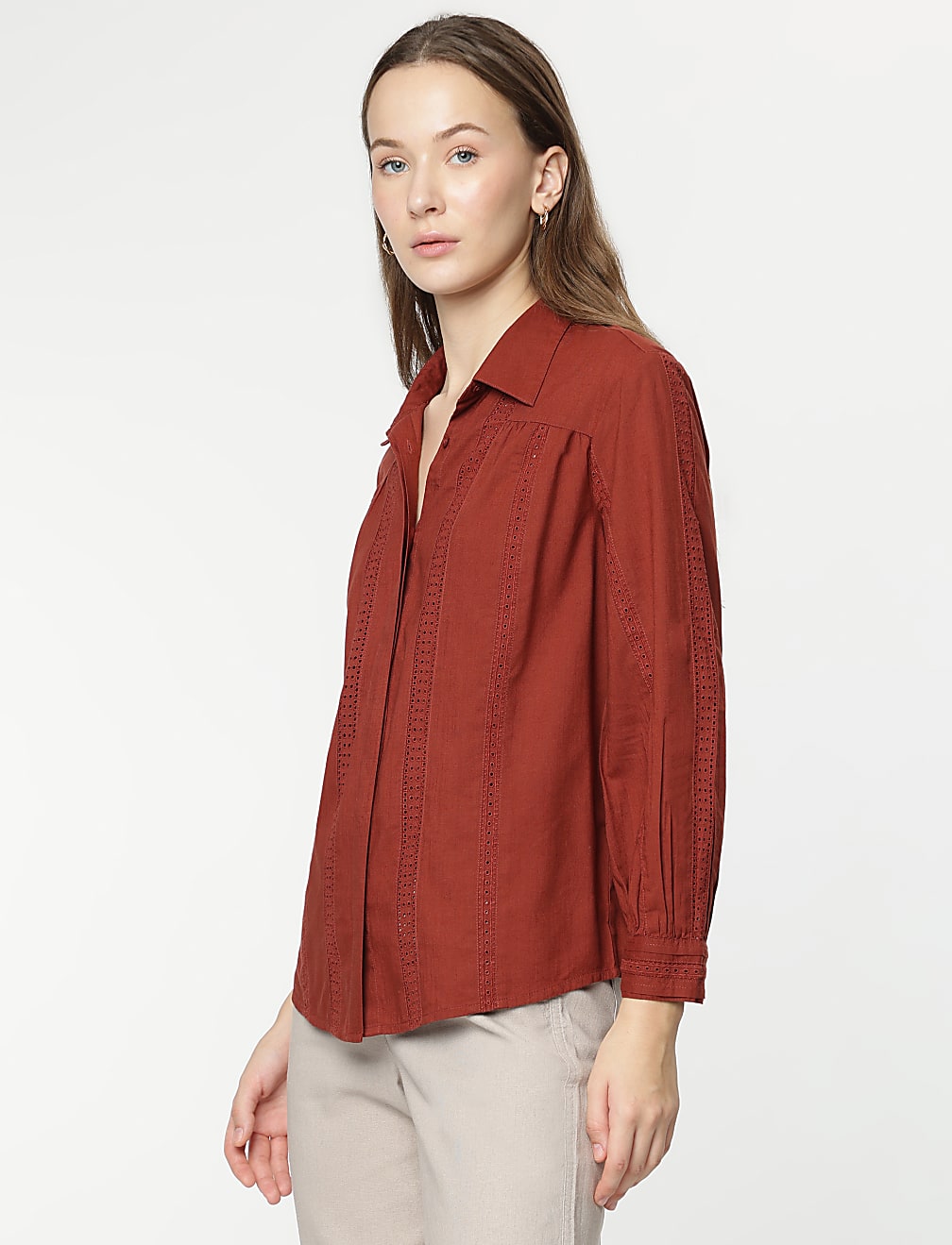 Cotton Rich Embroidery Spread Collar Shirt