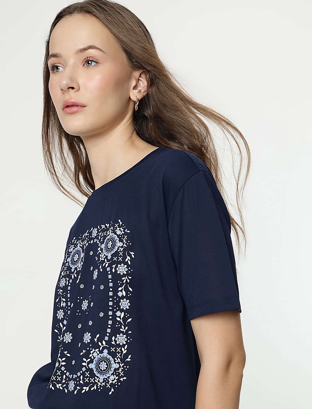 Round Neck Floral Printed T-Shirt