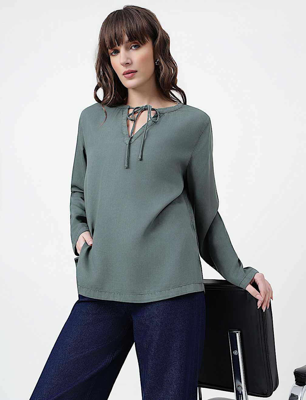 Lyocell Plain Tie-Up Neck Top