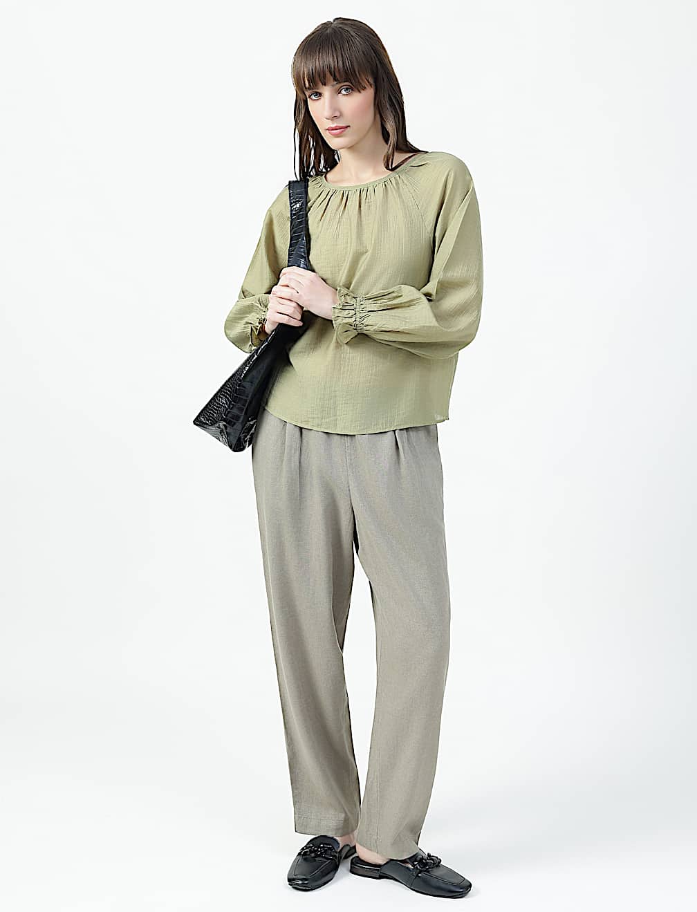 Lyocell Rich Bow Print Round Neck Top