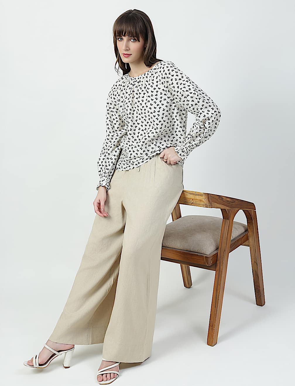 Lyocell Rich Bow Print Round Neck Top