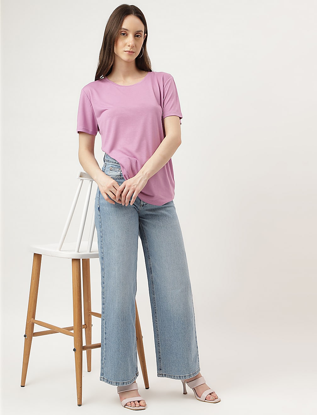 Relaxed Fit Crew Neck Tee
