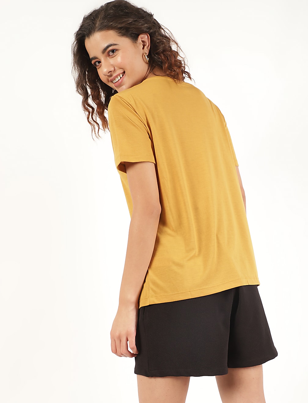 Relaxed Fit Crew Neck Tee