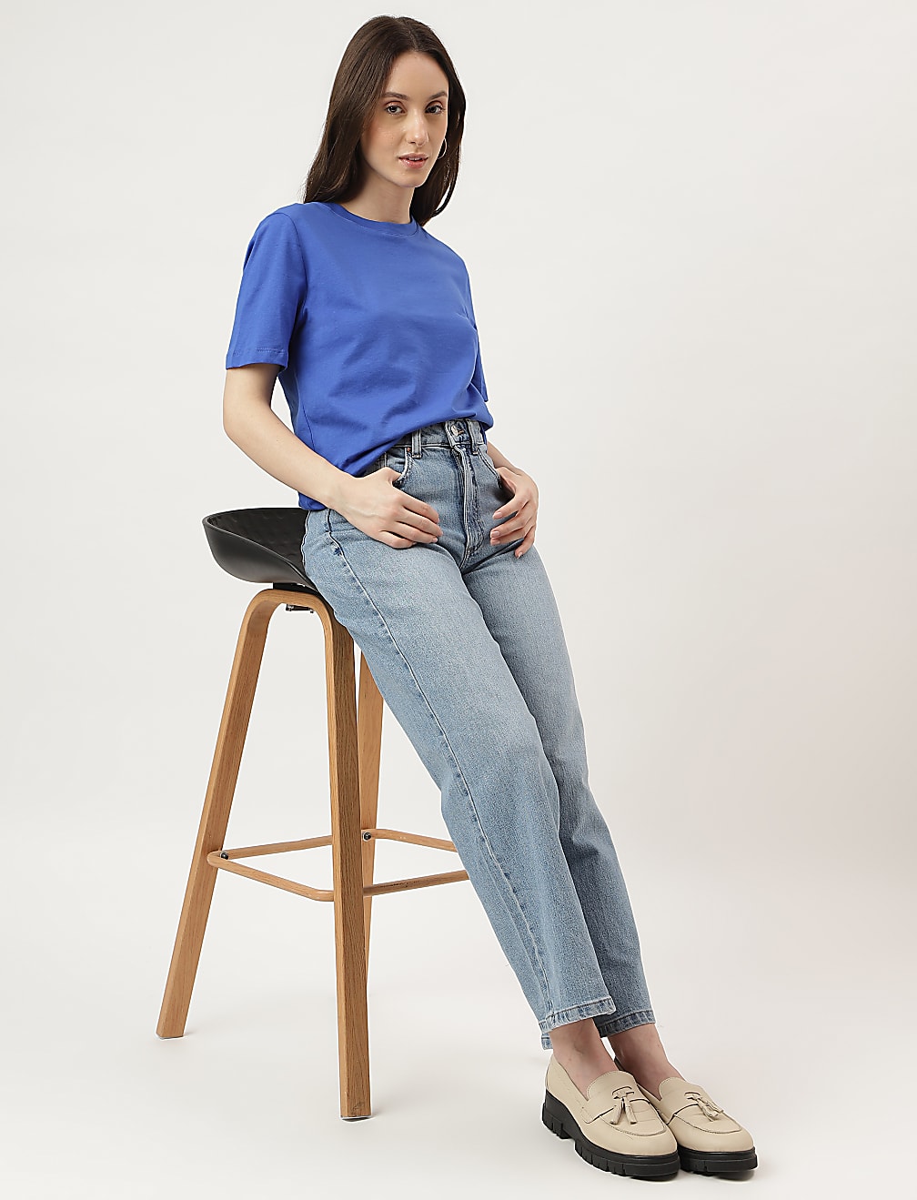 Straight Fit Crew Neck Tee