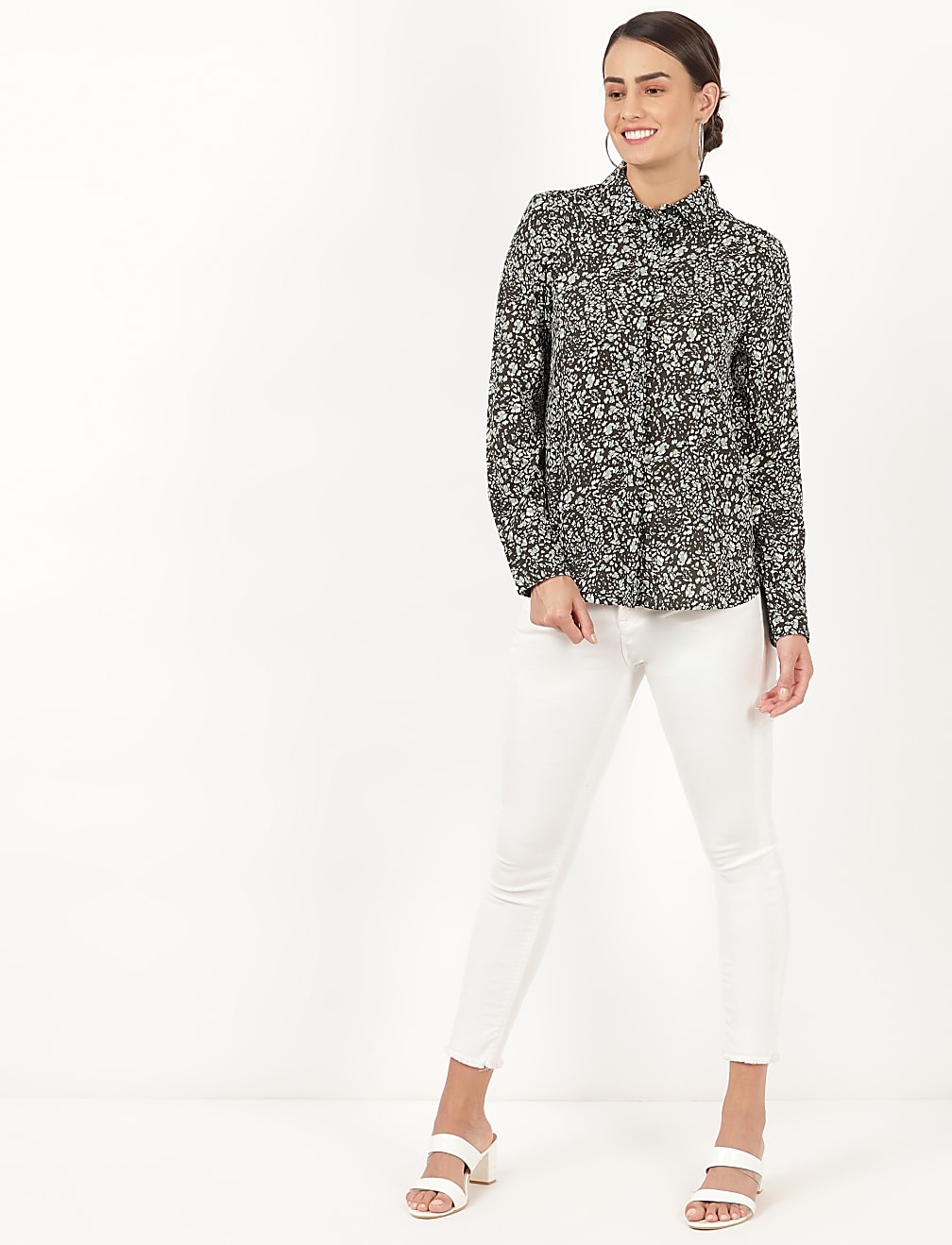 Printed Spread Collar Blouse