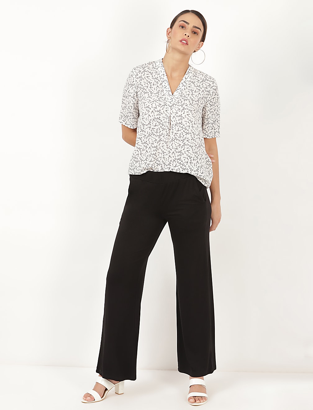 Leaf Printed V-Neck Top