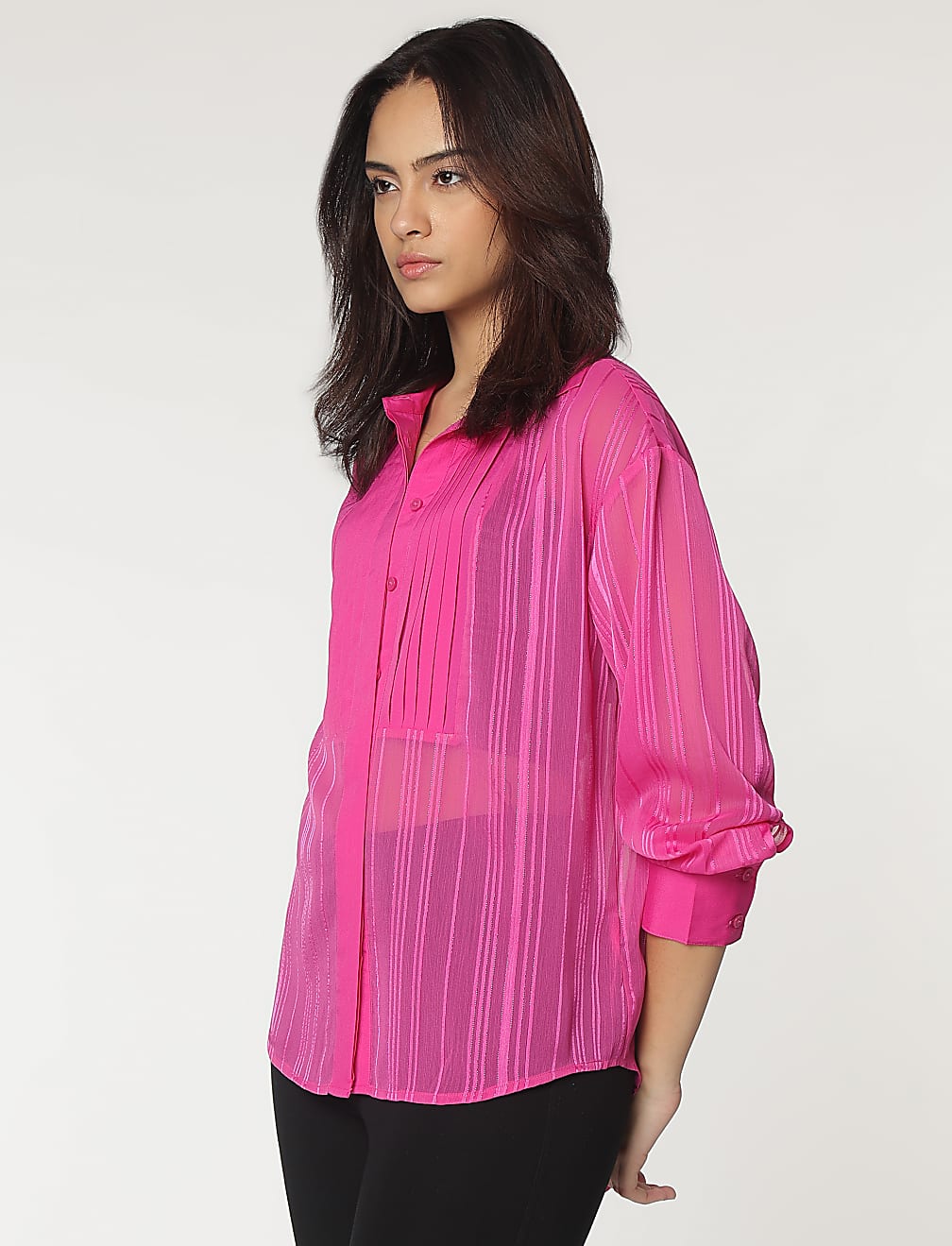 Spread Collar Pleated Shirt