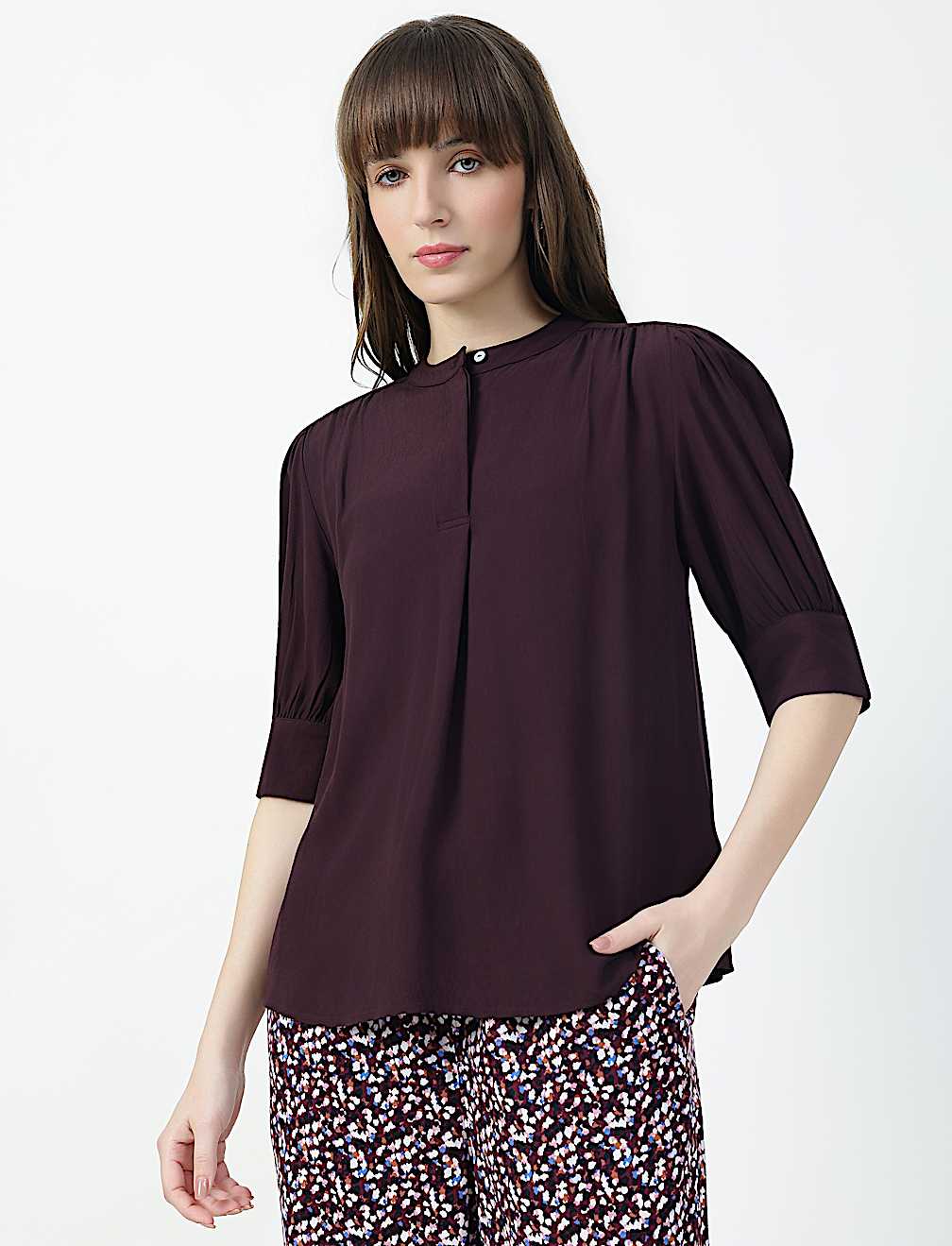 PUFF SLEEVED BLOUSE