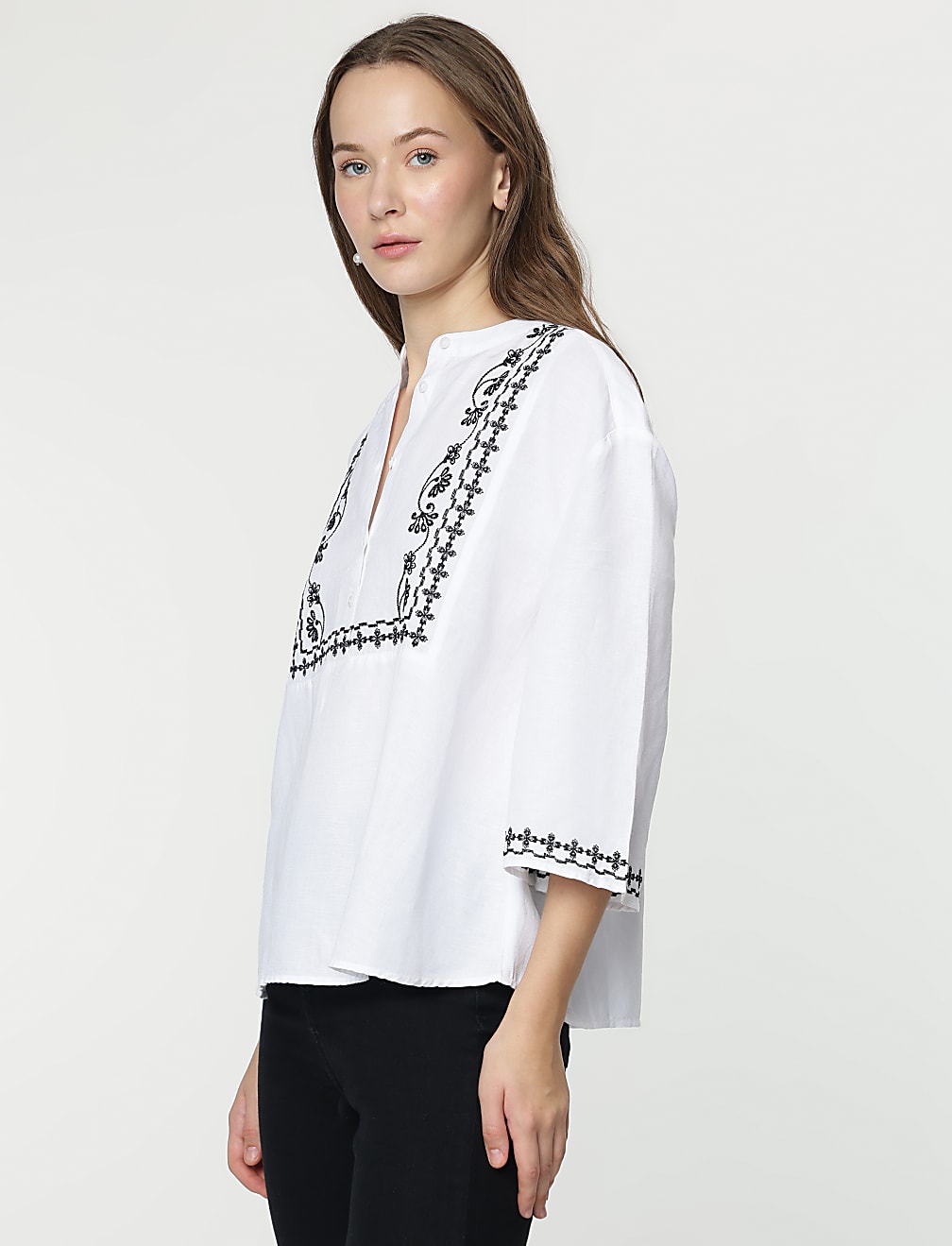 Linen Mix Embroidered Mandarin Collar Tunic