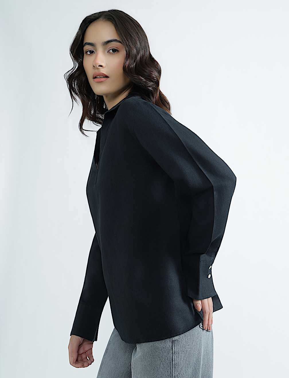 Linen Rich Spread Collar Plain Top
