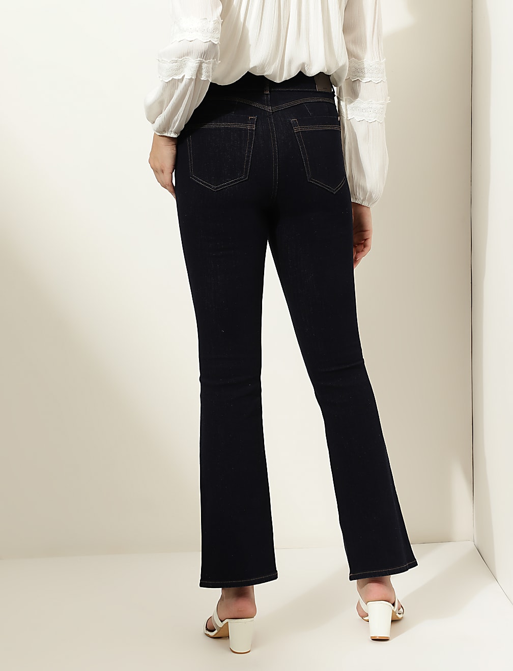 Solid Slim Fit Jeans