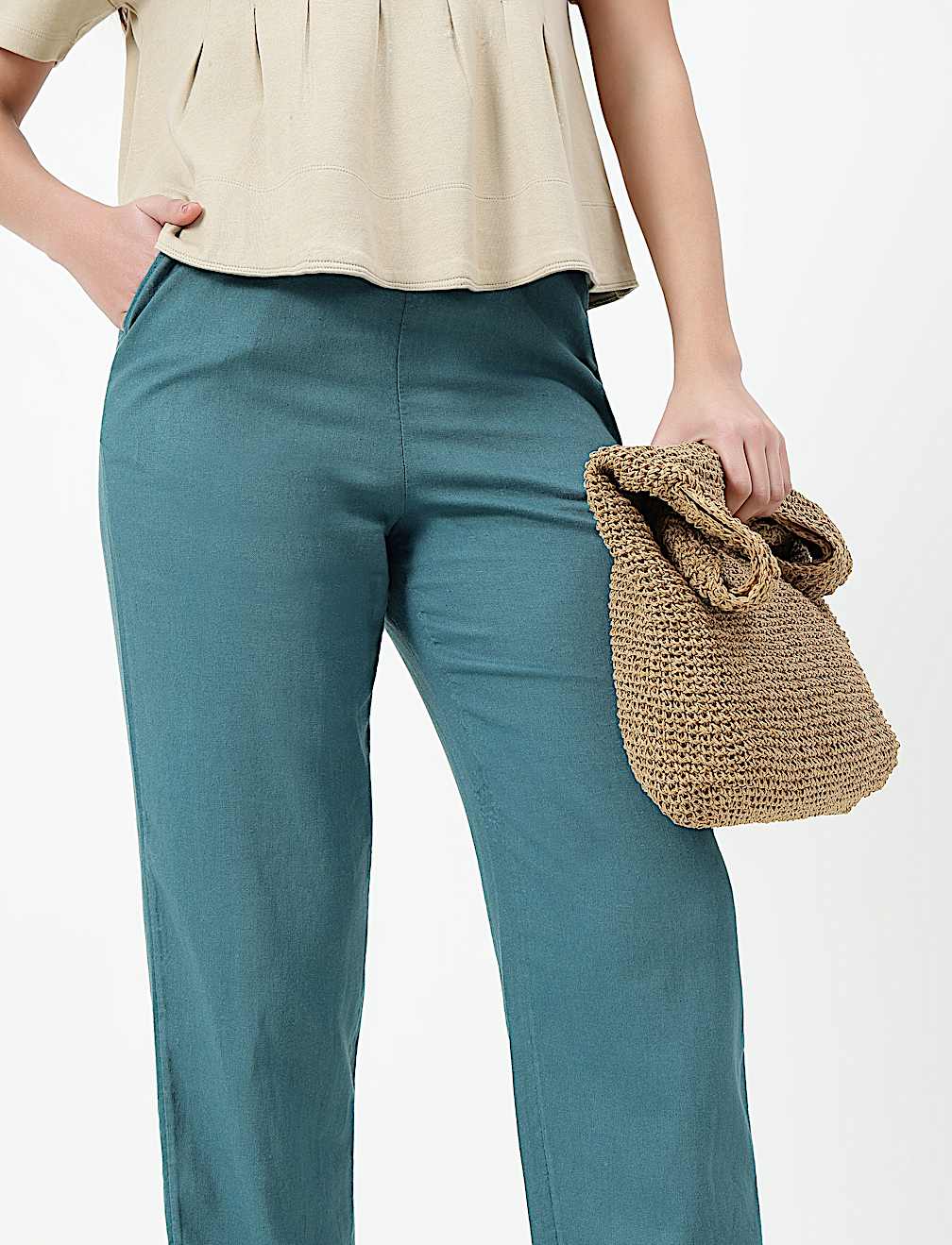 LINEN BLEND TAPERED ANKLE LENGTH TROUSER
