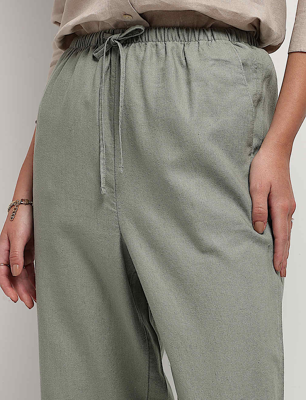 Linen Rich Drawstring Tapered Trousers
