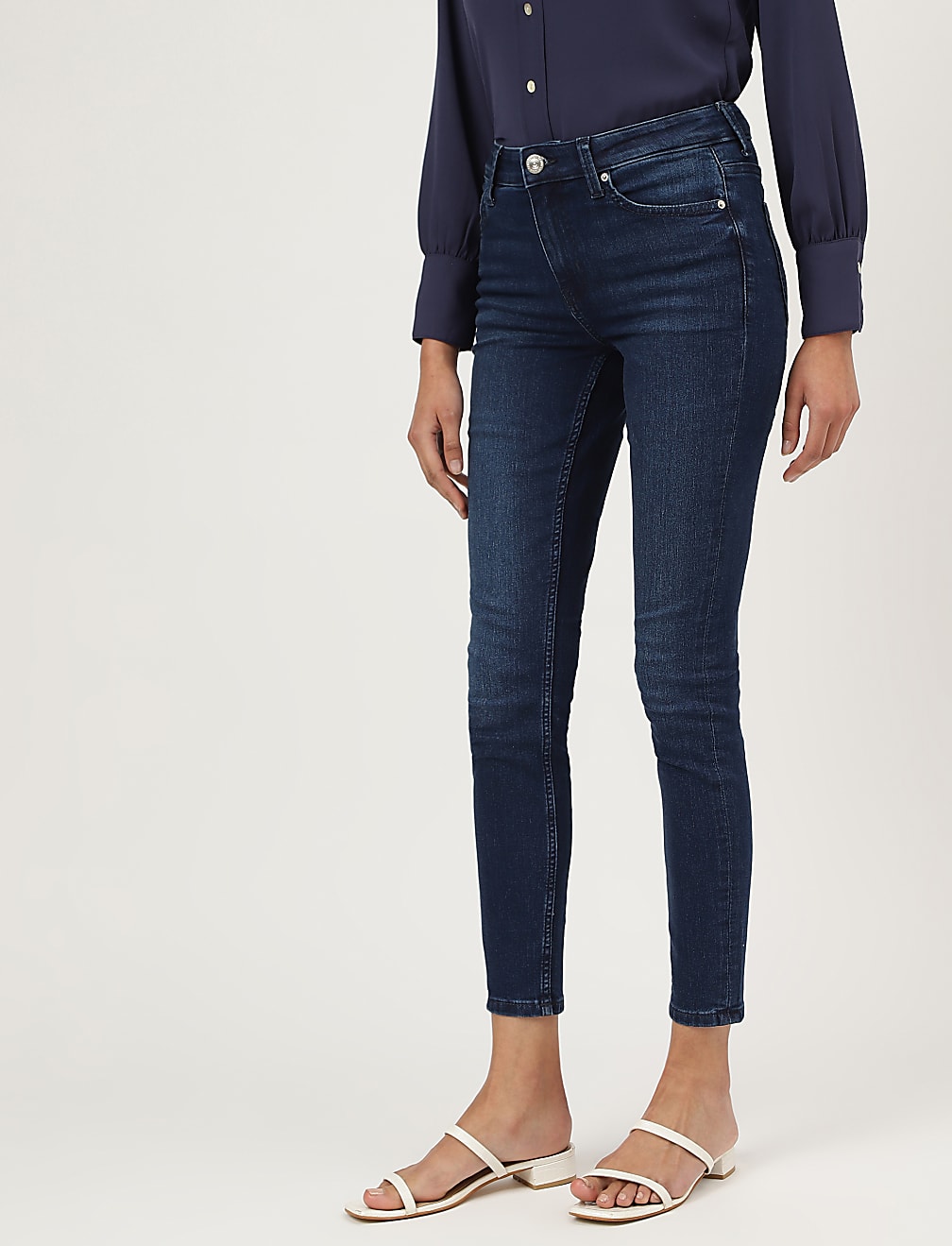 Skinny Mid Waist Jeans