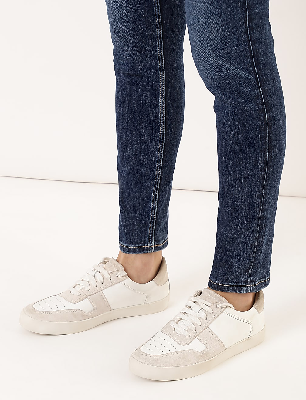 Solid Skinny Fit Jeans