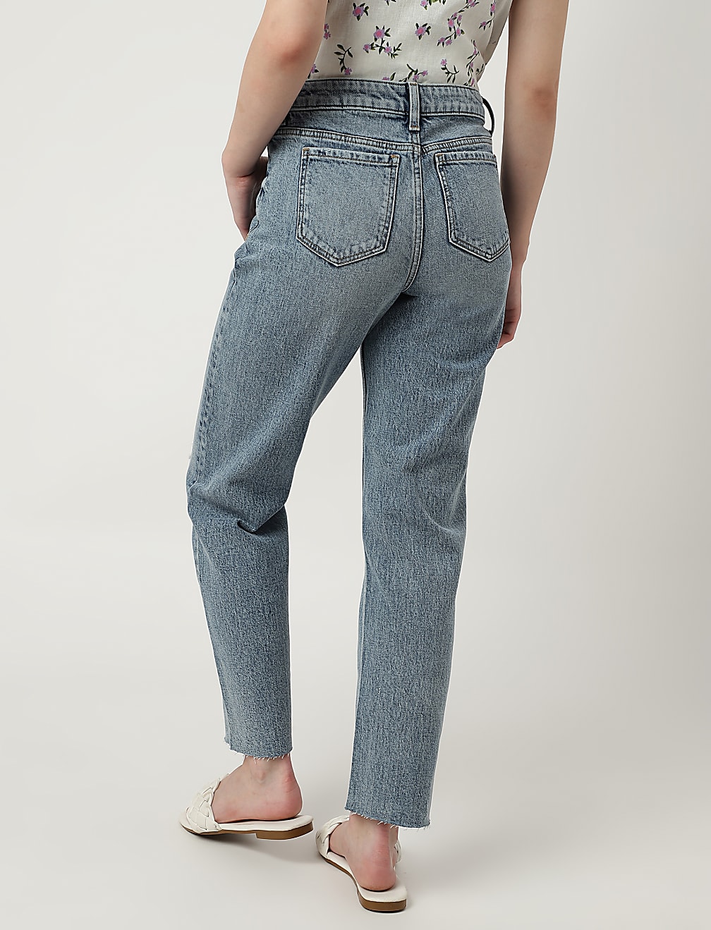 Solid Boyfriend Fit Jeans