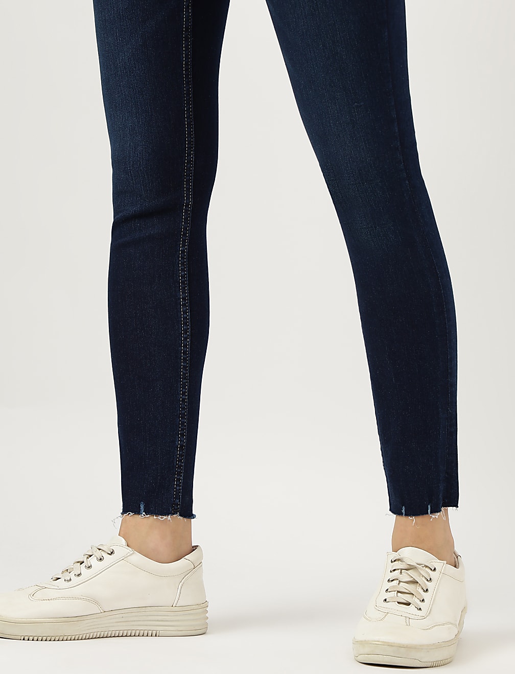 Skinny Mid Waist Jeans