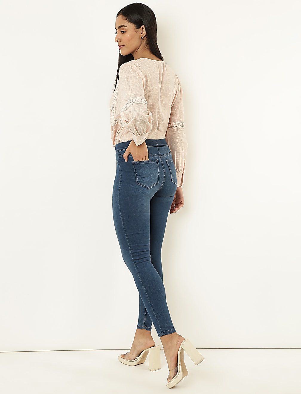 Solid Regular Fit Jeggings