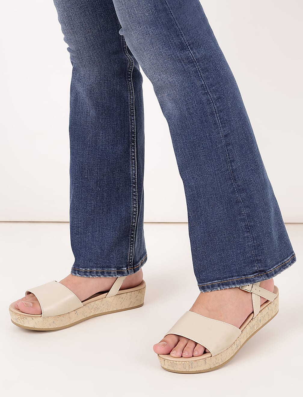 Cotton Mix Plain Slim Flared Jeans