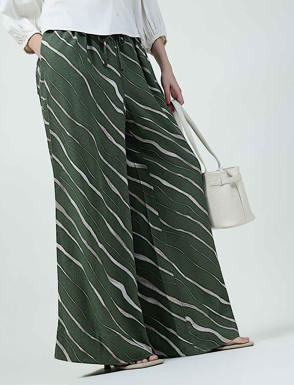 Linen Rich Plain Relaxed Fit Trousers