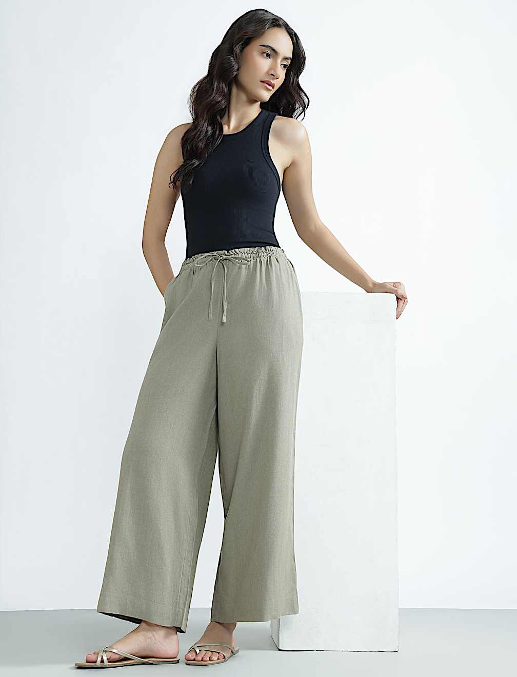 Linen Rich Plain Regular Fit Trousers