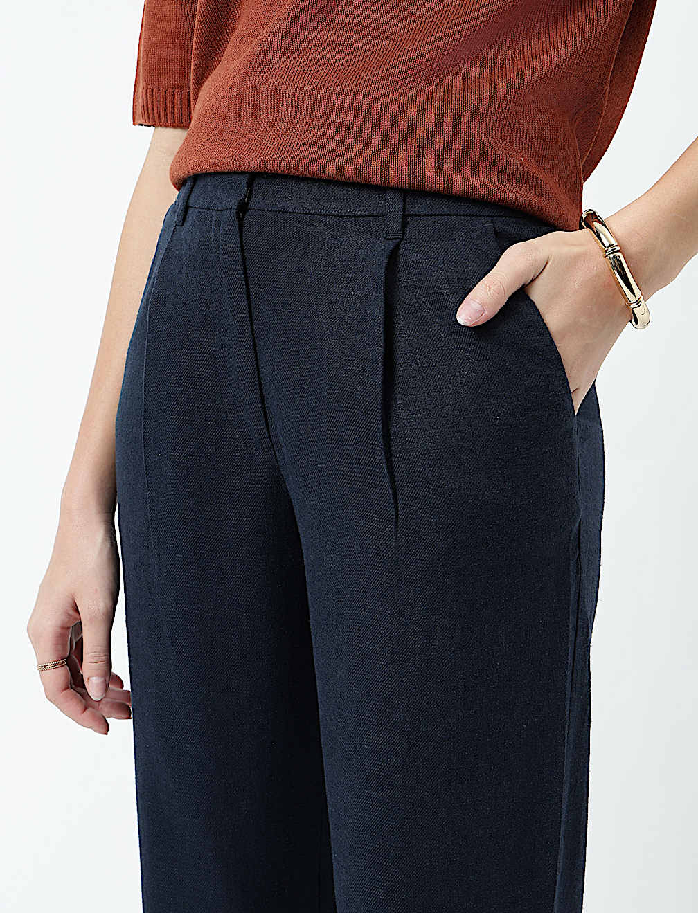 Linen Rich Pleat Front Cropped Trousers