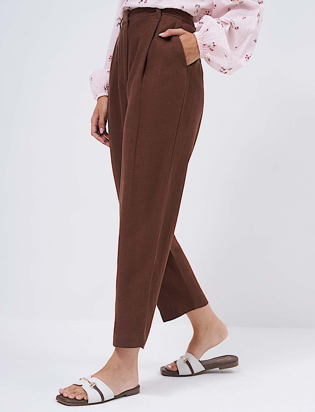 Linen Rich Pleat Front Cropped Trousers