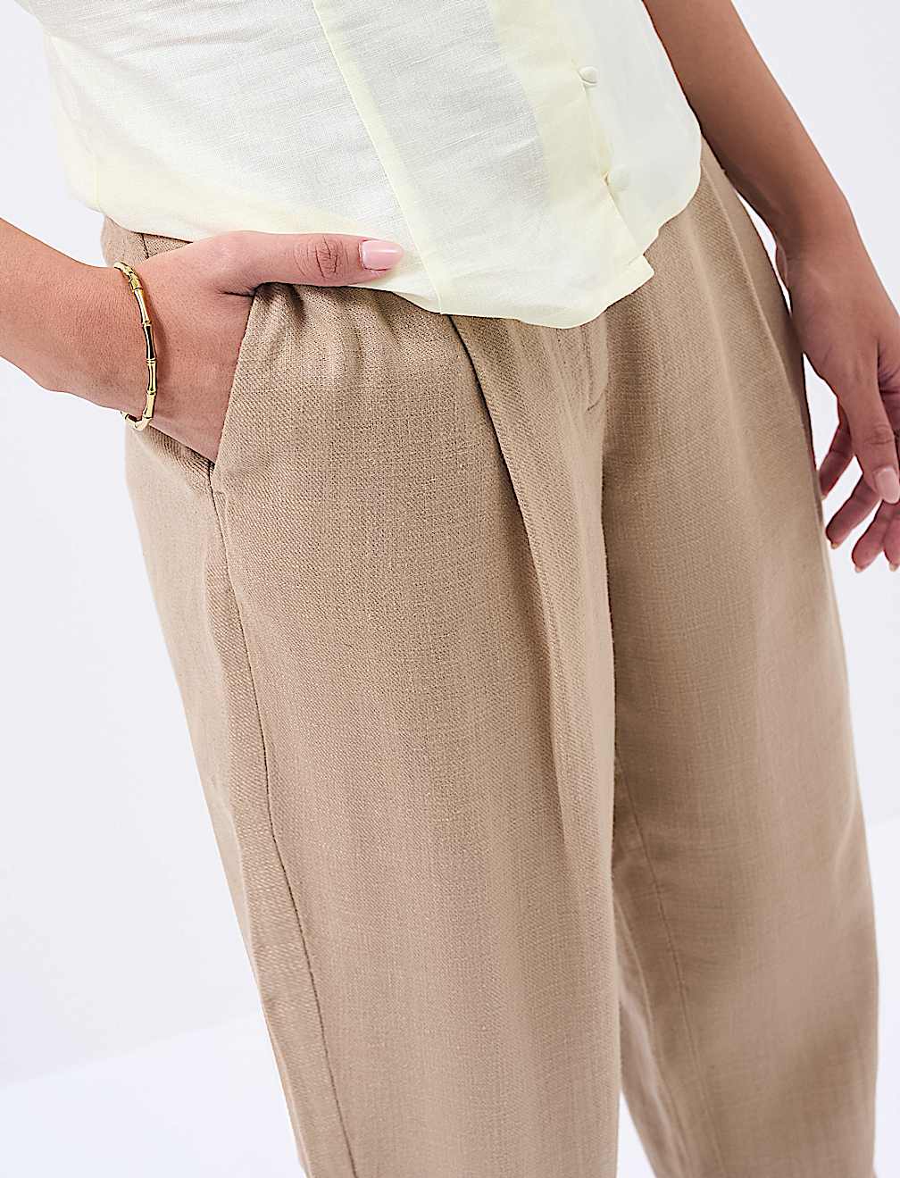 Linen Rich Pleat Front Cropped Trousers