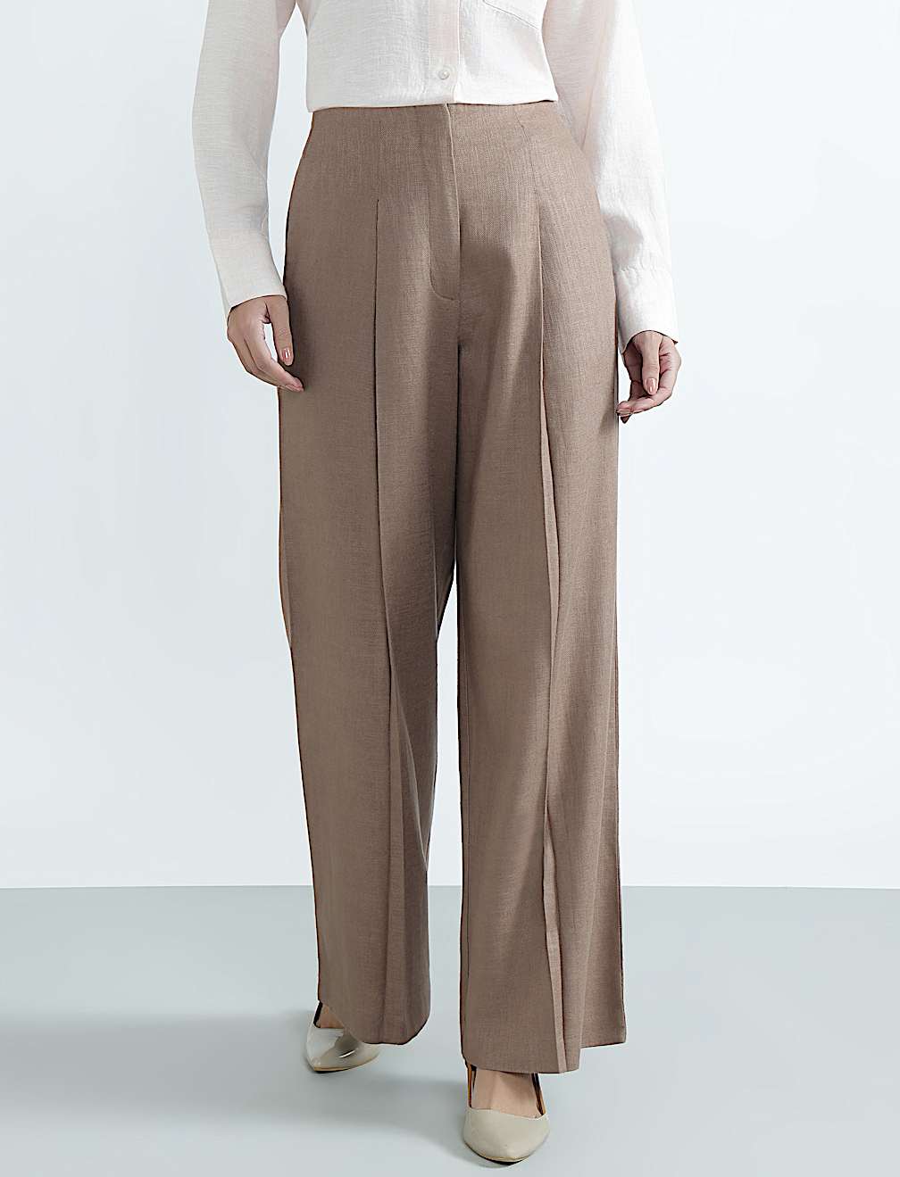 Linen Rich Plain Relaxed Fit Trousers