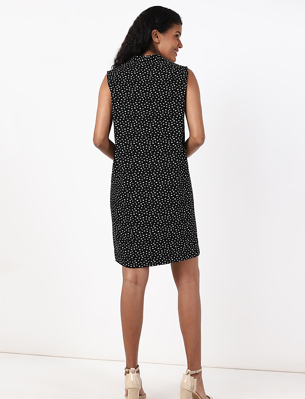 Printed Sleeveless Woven Shift Dress