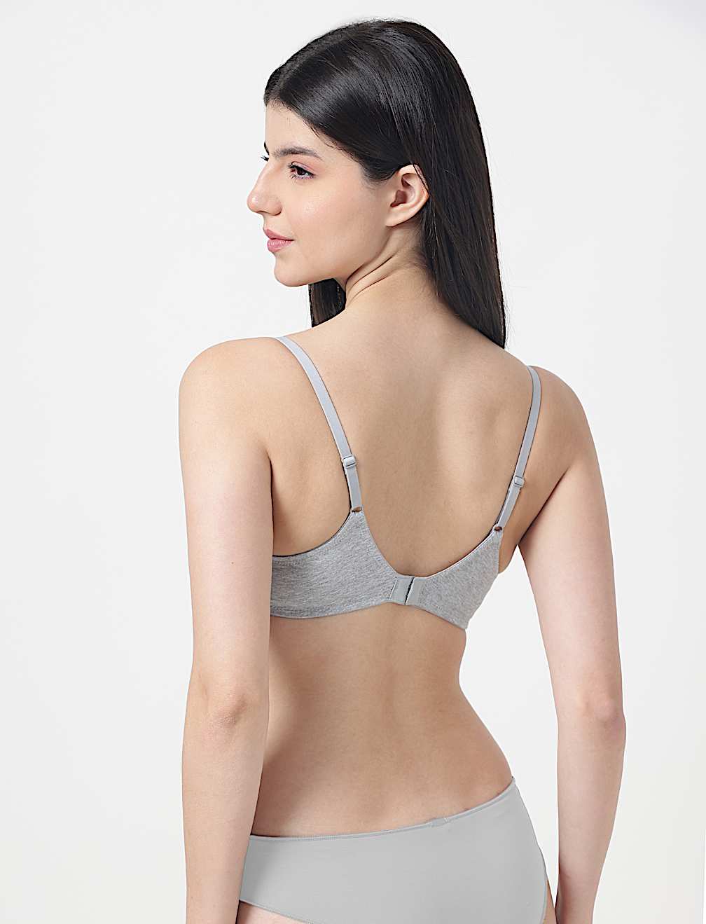 Plain Non-Wired Plunge Bra