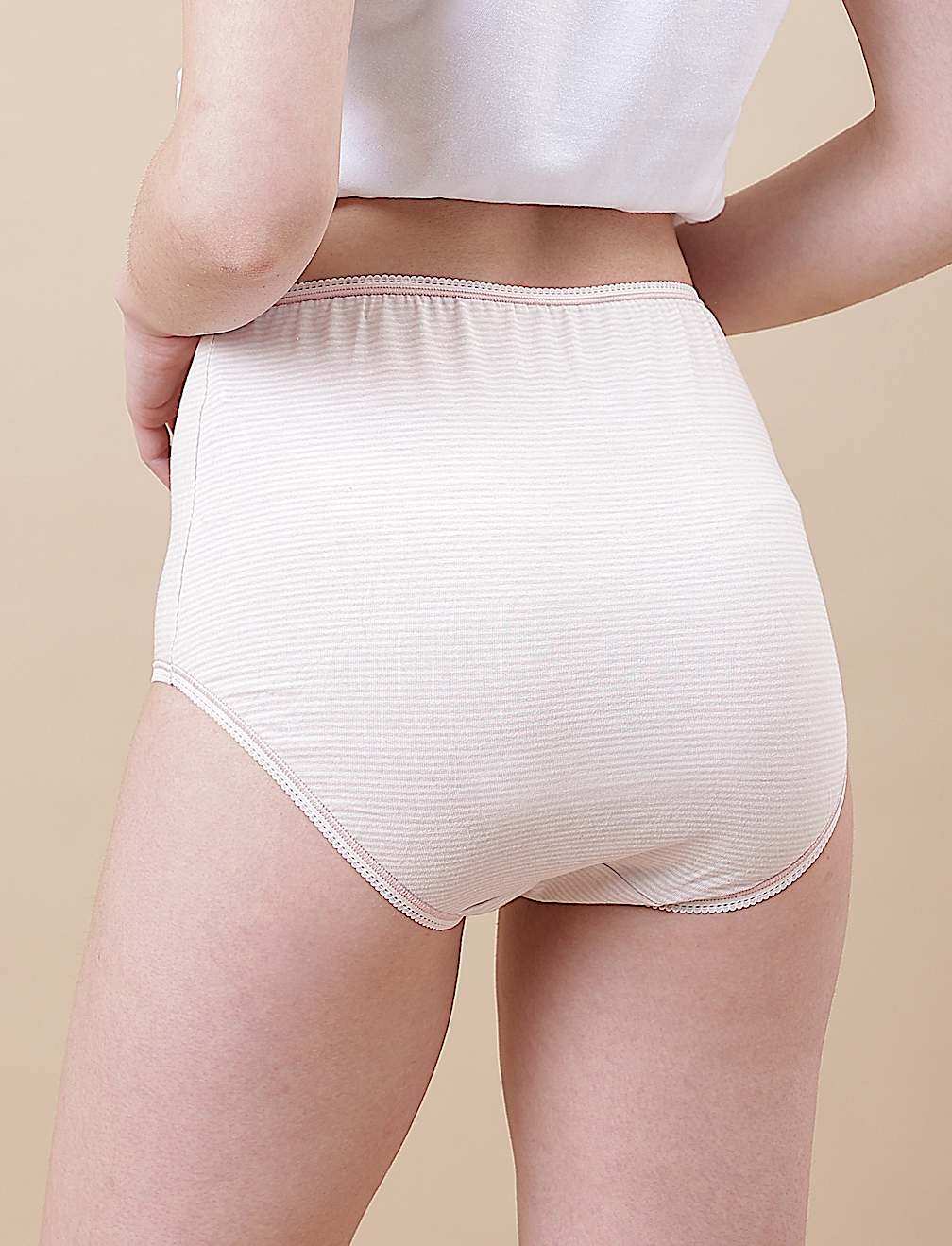 Pack of 5 Monotone Lace Trim Knickers
