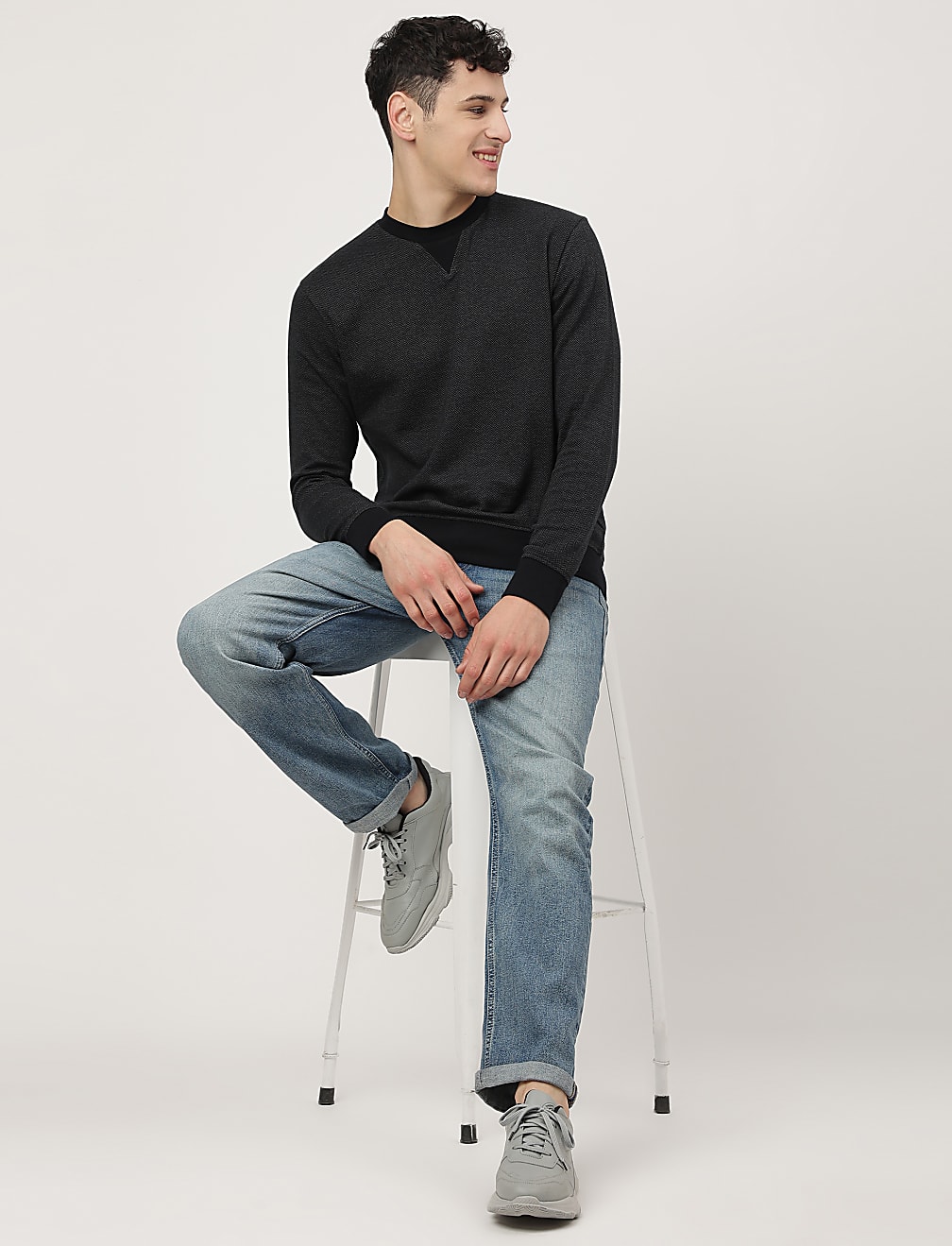 Cotton Mix Chevron Round Neck Sweatshirt