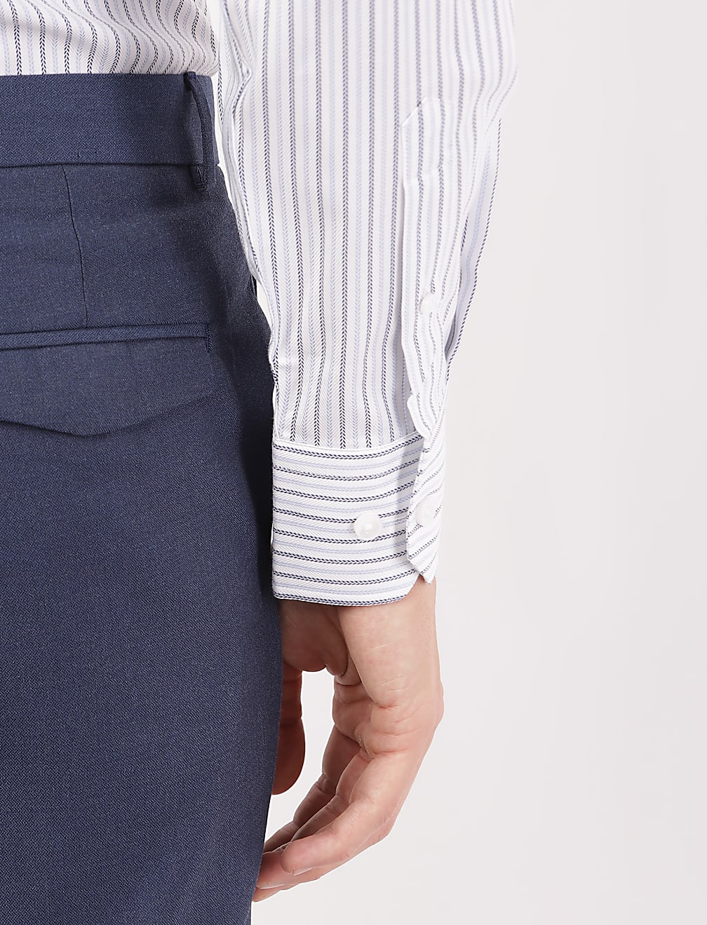 Pure Cotton Stripes Cut Away Collar Shirt