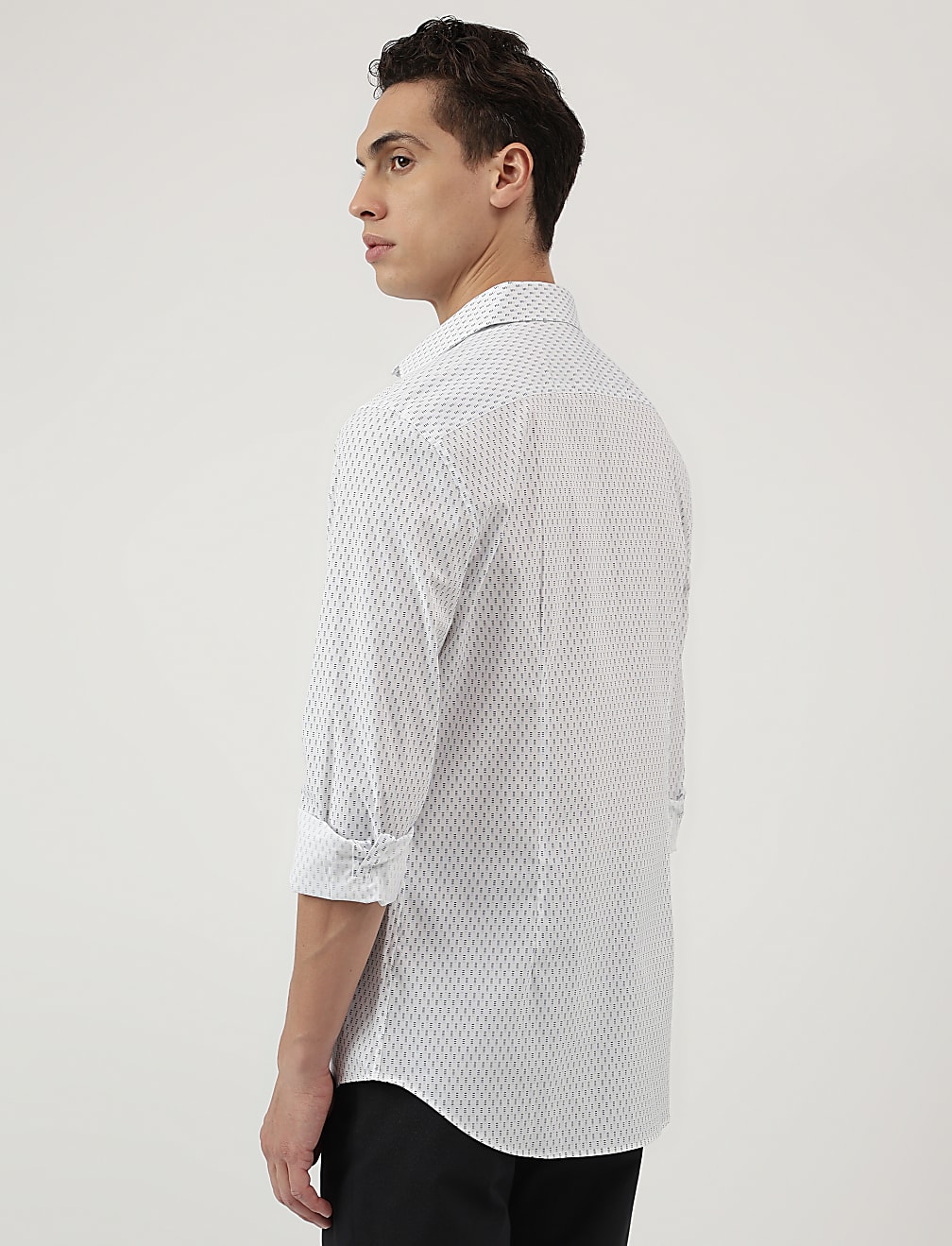 Slim Fit Spread Collar Shirt