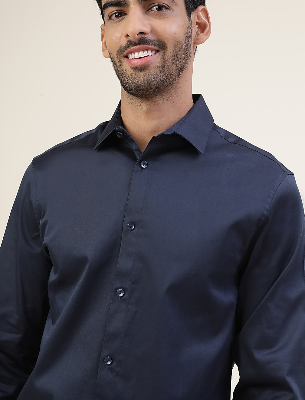 Cotton Slim Fit Solid Full Sleeves Shirt