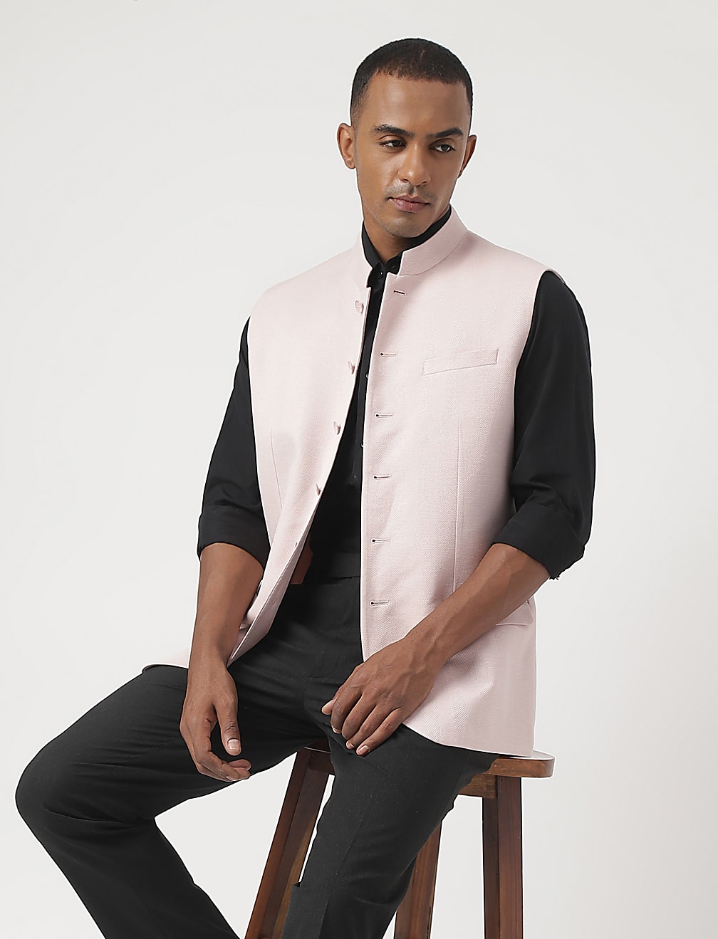 Tailored-Fit Textured Sleeveless Waistcoat