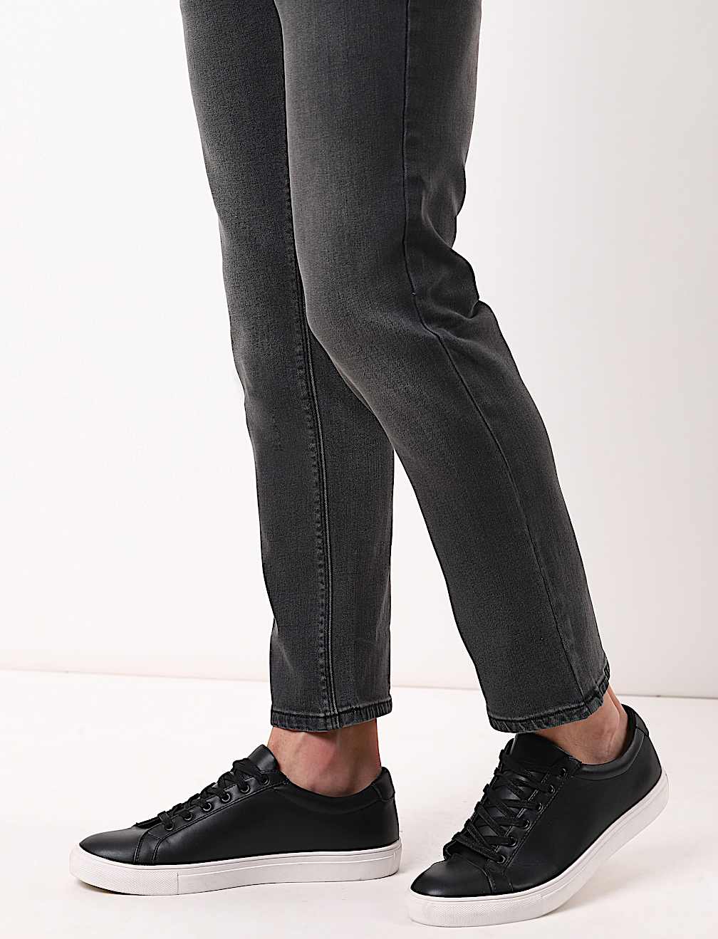 Cotton Mix Slim Fit Jeans