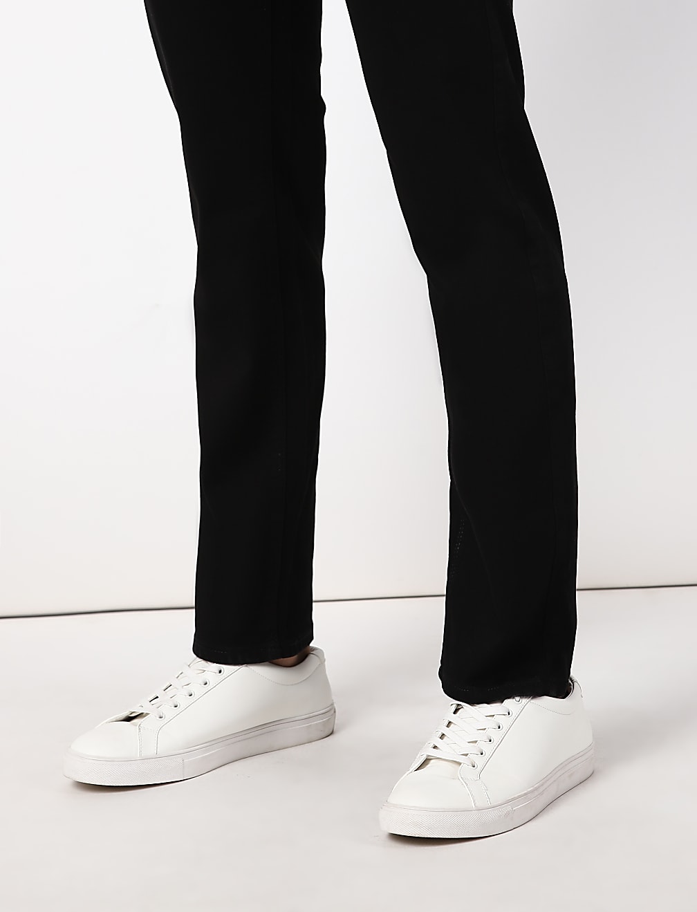Cotton Mix Plain Regular Fit Jeans