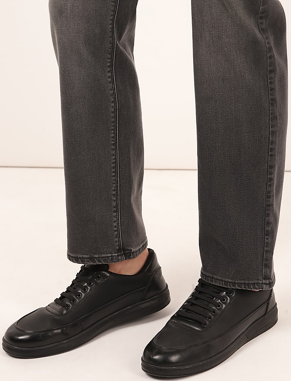 Cotton Mix Plain Regular Fit Jeans