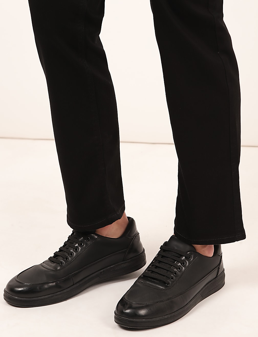Cotton Mix Plain Regular Fit Jeans