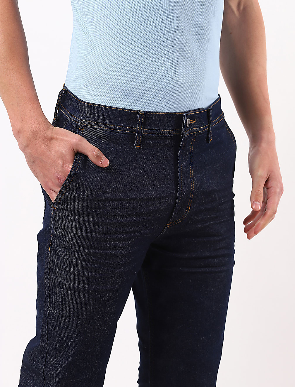 Straight Fit Cross Pkt Jeans