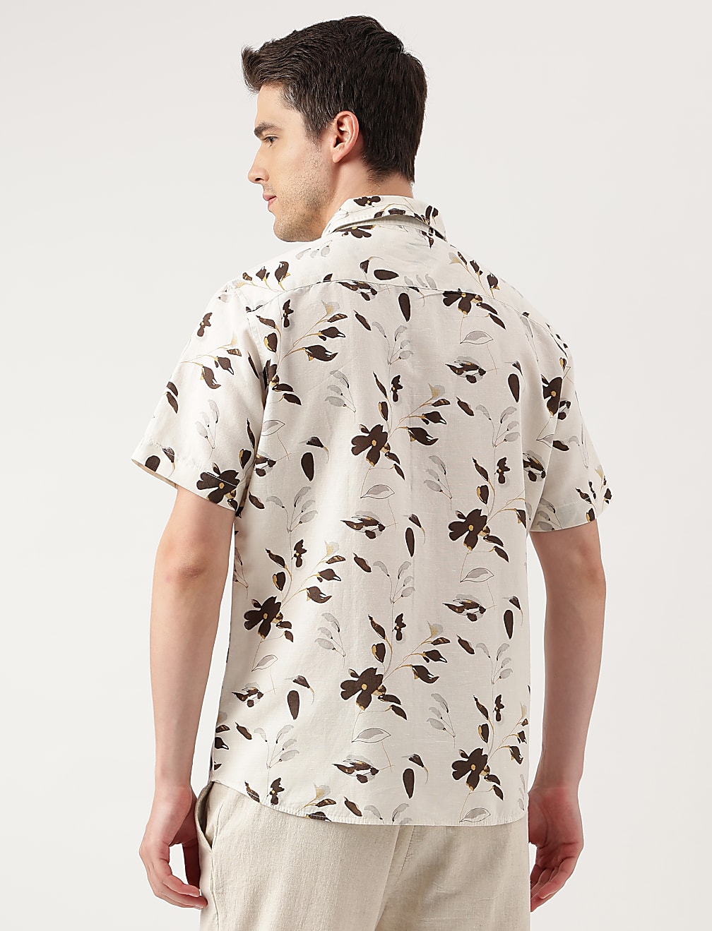 Relaxed Fit Spread Collar Shirt