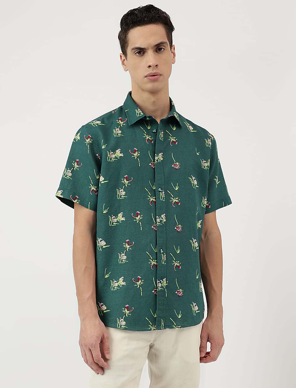 Relaxed Fit Spread Collar Shirt